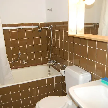 Appartamento Rosablanche D12 By Interhome